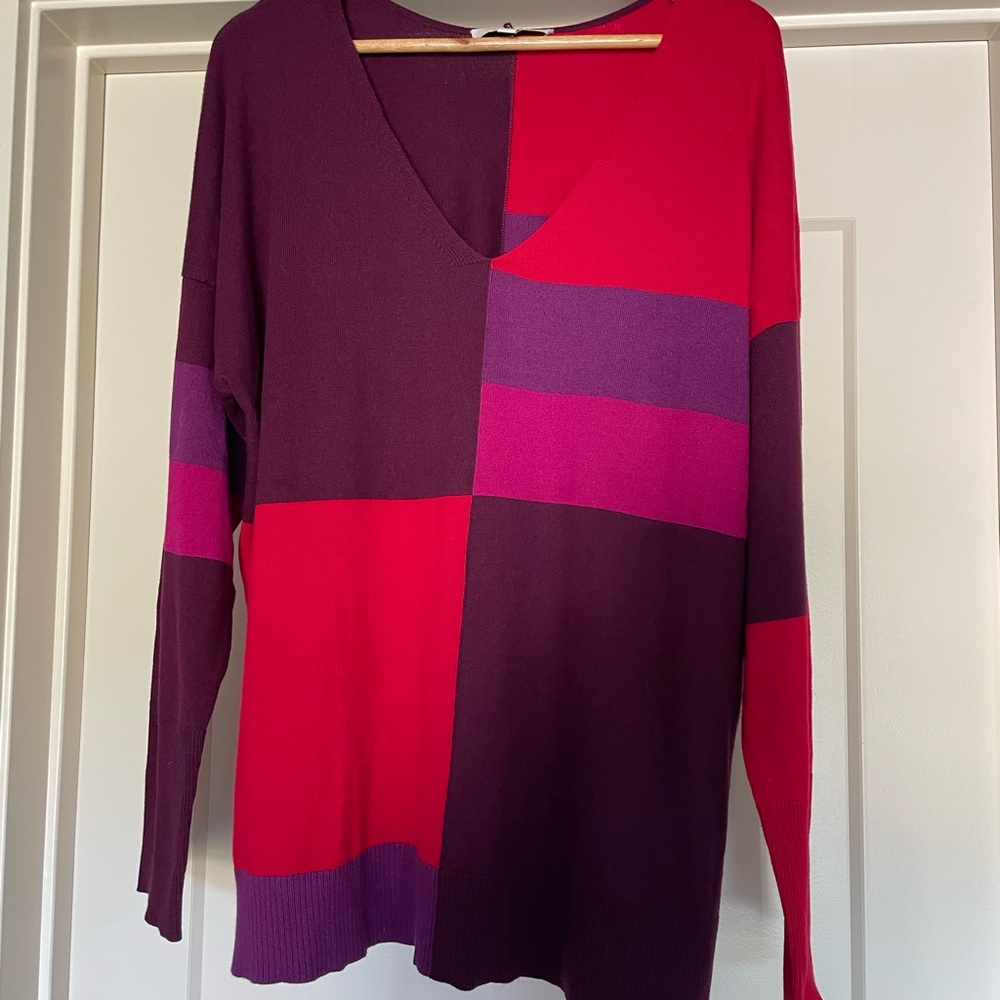 Etcetera V-Neck Colorblock Sweater - Red and Purple